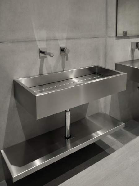 Рукомойник удлиненный со скошенным дном и вкладышем цена