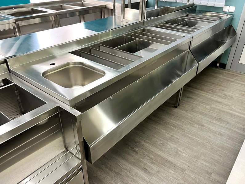 Станция бармена из нержавеющей стали 1700х550(790)х850 DS2 в магазине DSTO
