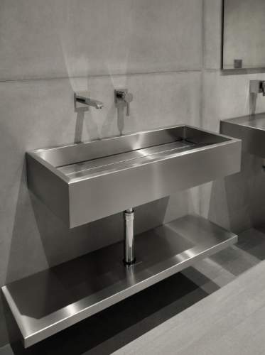 Рукомойник удлиненный со скошенным дном и вкладышем цена